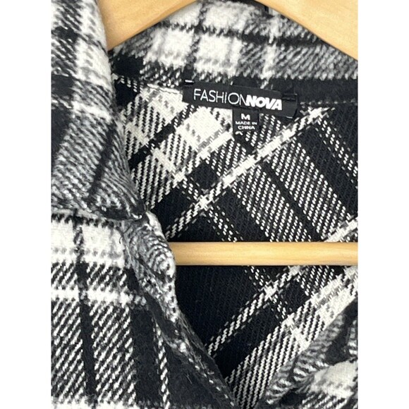 Fashion Nova Flannel Plaid Button Up Jacket Pockets Black Shacket Medium Grunge - Picture 4 of 4
